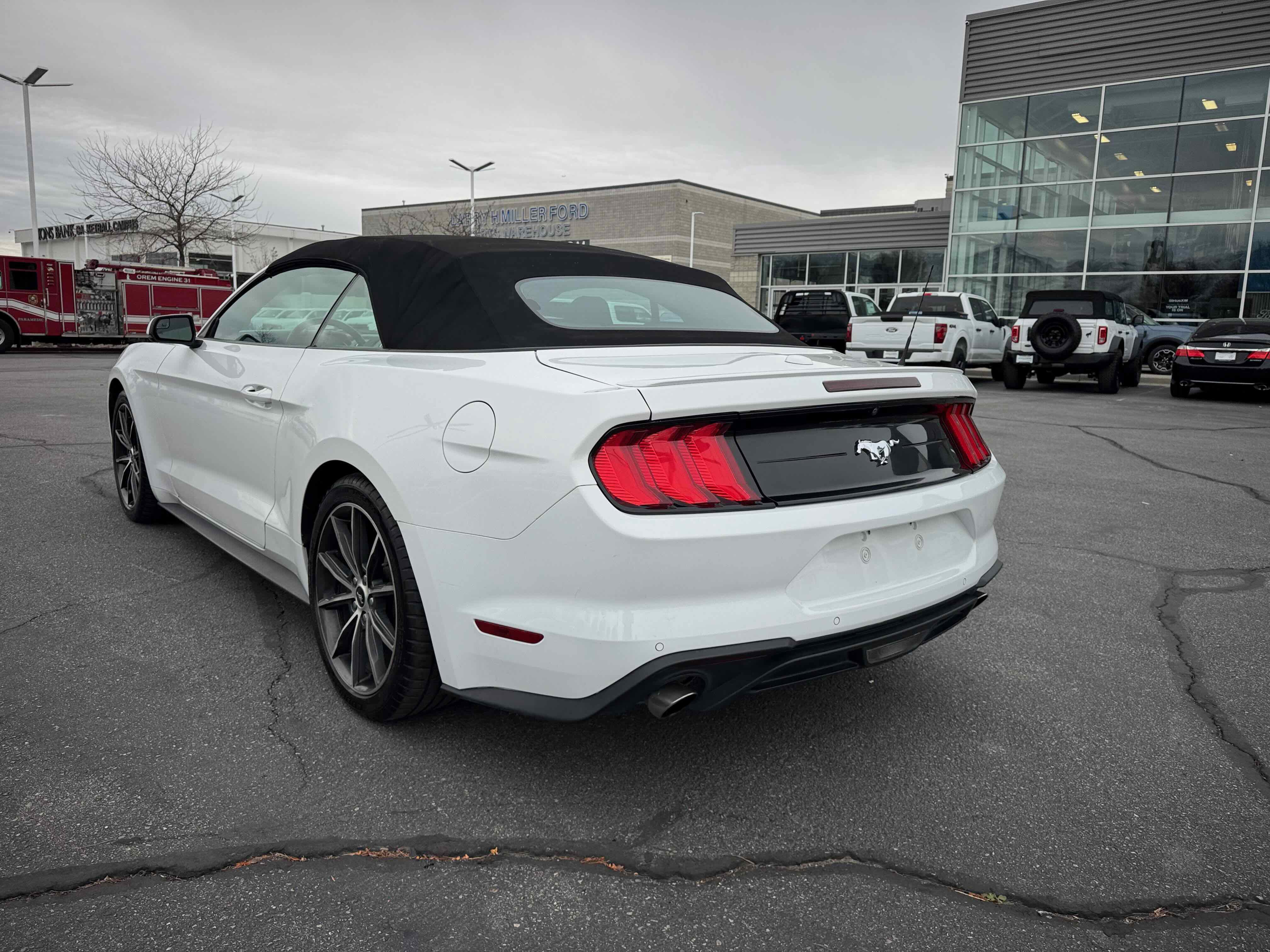 Certified 2018 Ford Mustang Premium w/ Equipment Group 201A image 5