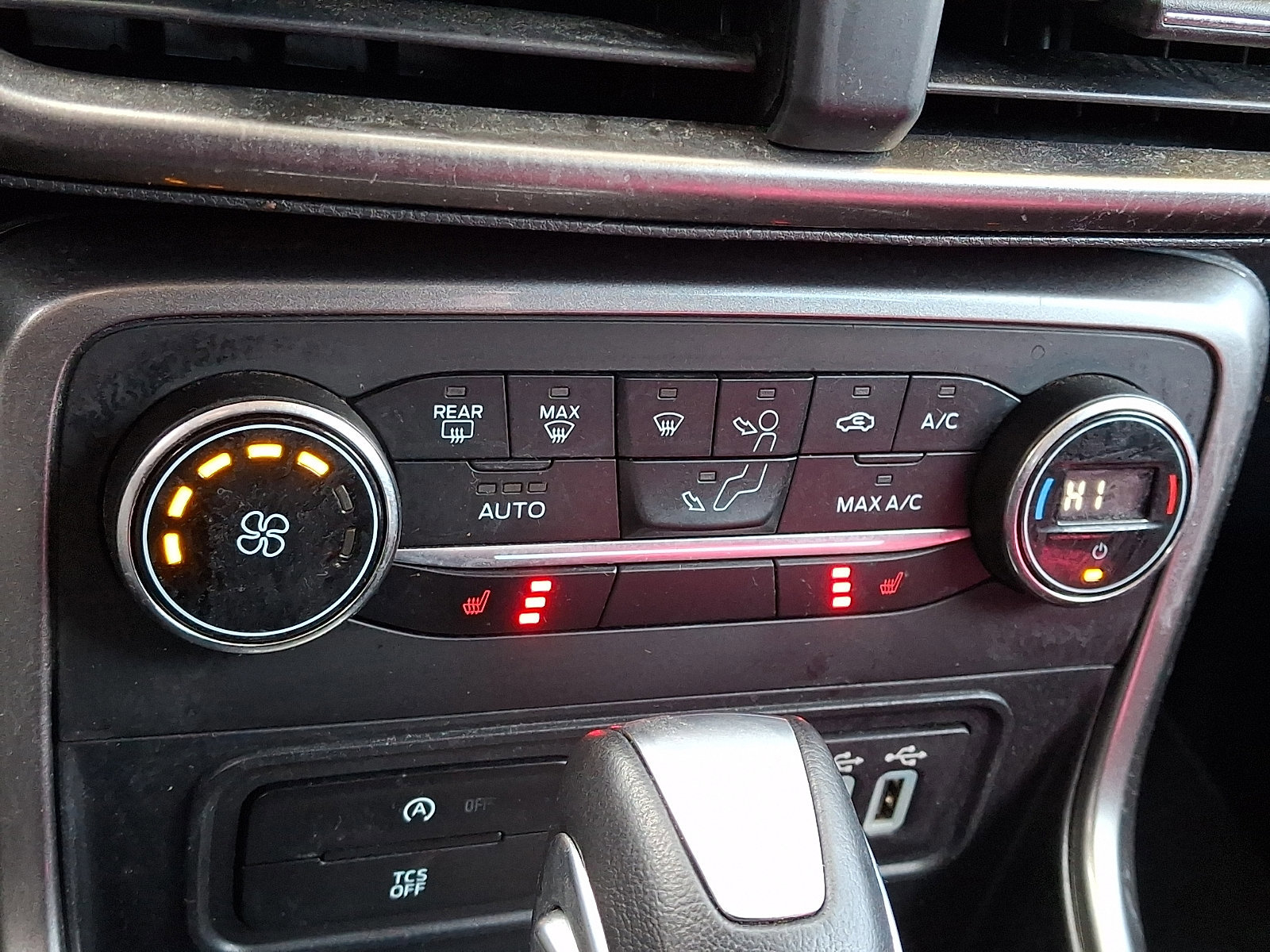 Certified 2020 Ford EcoSport SE w/ SE Convenience Package image 17