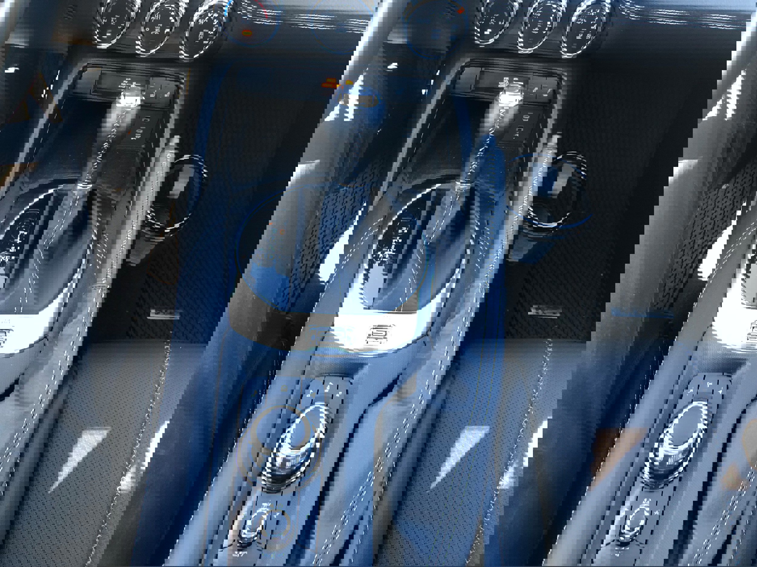 Used 2024 MAZDA MX-5 Miata Grand Touring image 13