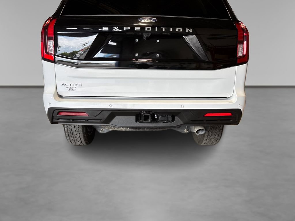 Certified 2025 Ford Expedition Active AWD/4WD image 16