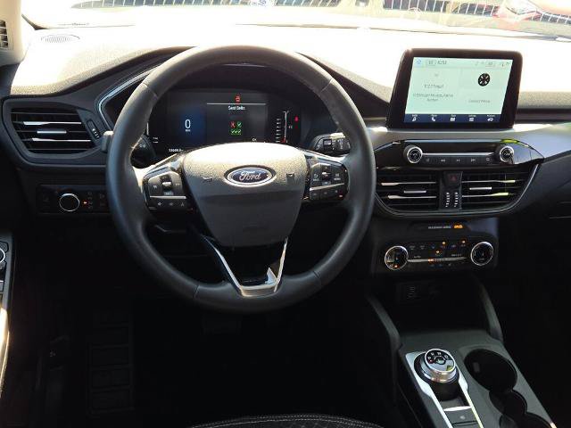 Certified 2023 Ford Escape Active AWD/4WD image 17