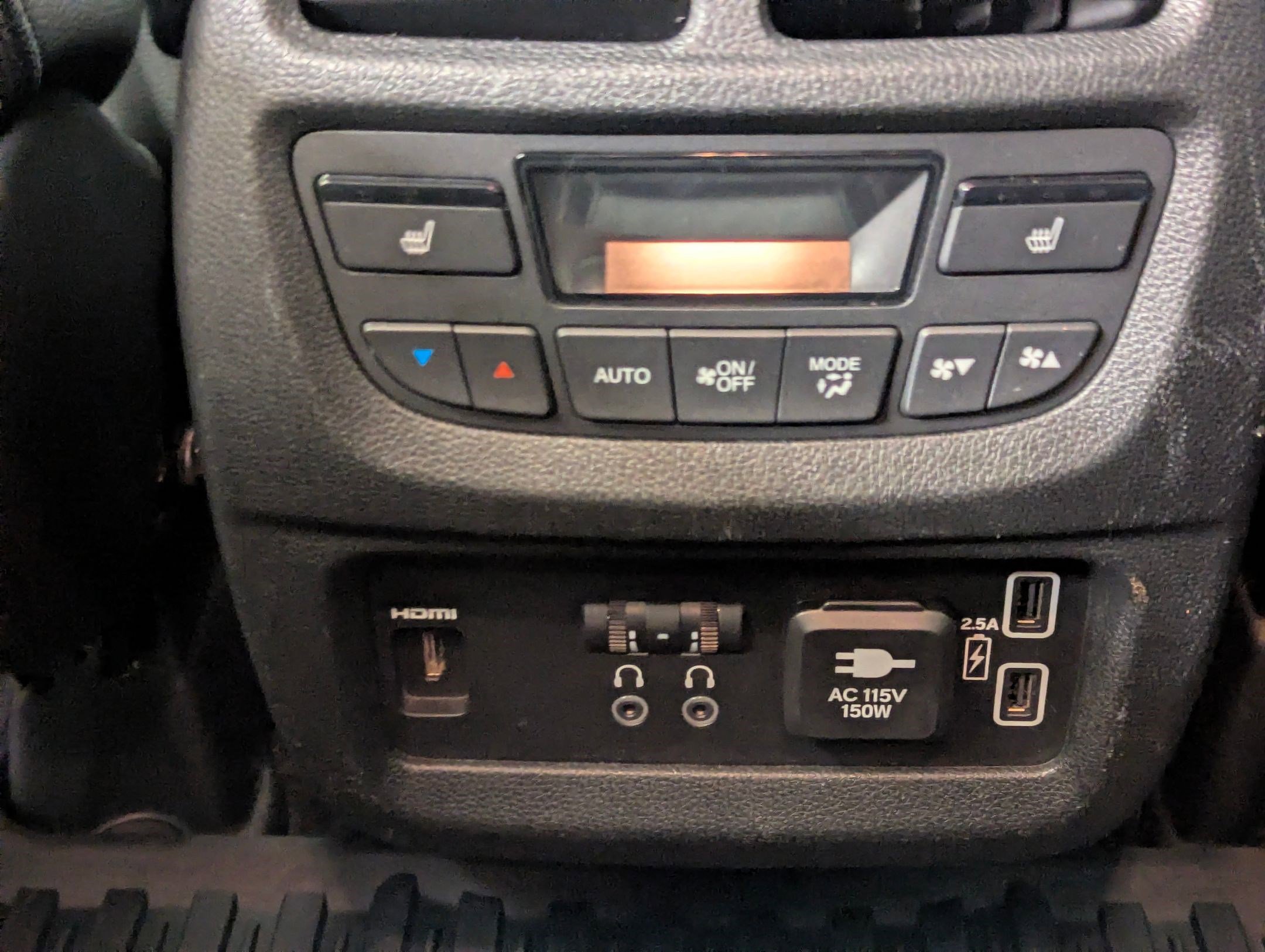 Used 2022 Honda Pilot Touring image 25