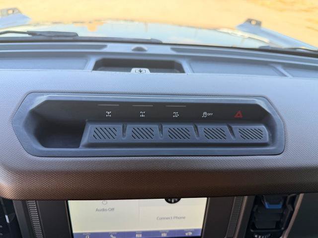 Certified 2022 Ford Bronco Outer Banks w/ Sasquatch Package AWD/4WD image 17