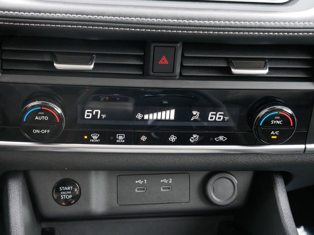 Used 2025 Nissan Rogue SV image 23