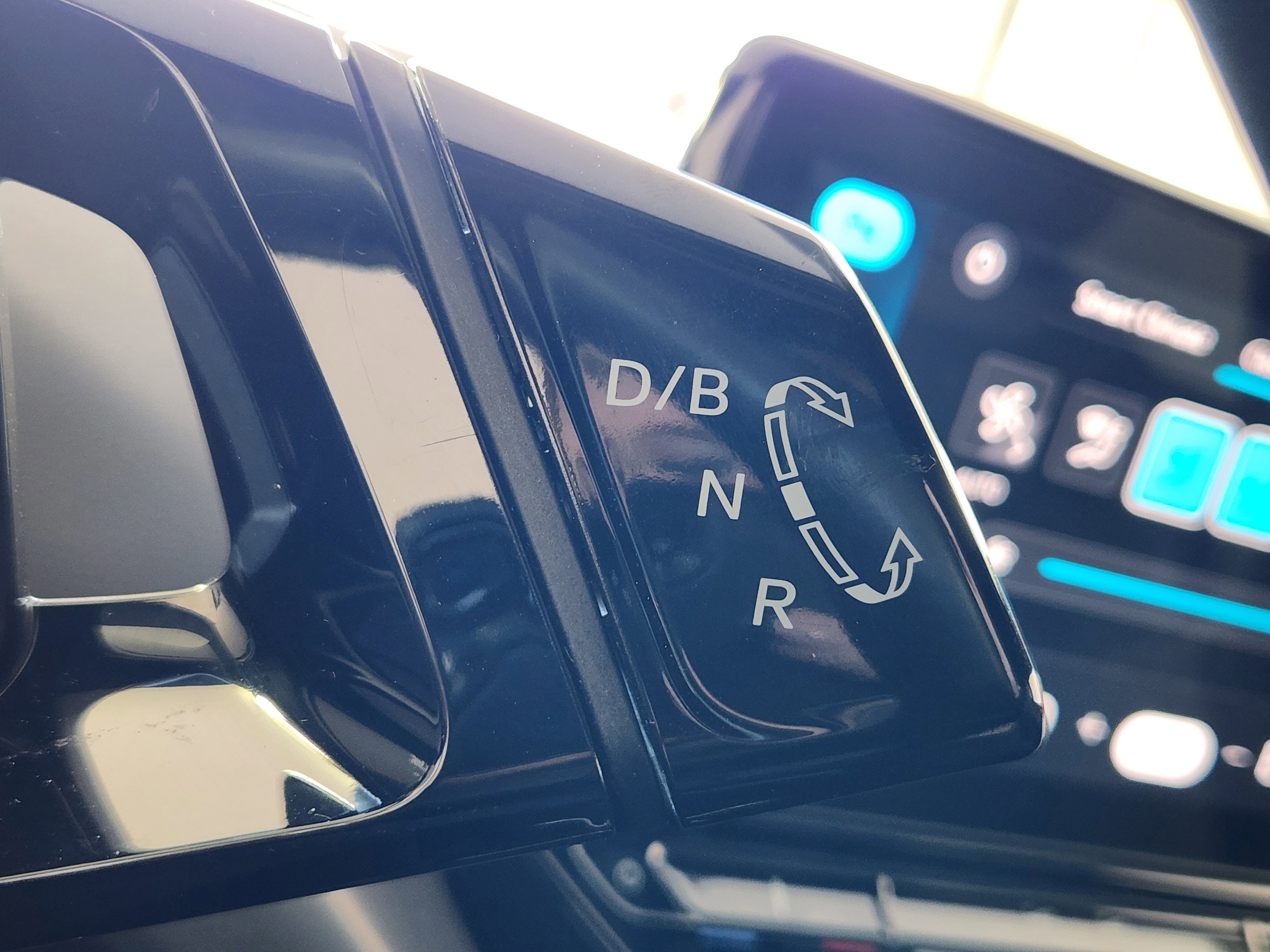 Used 2021 Volkswagen ID.4 Pro image 26