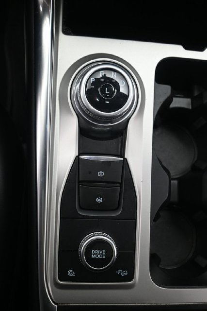 Certified 2022 Ford Explorer XLT w/ Equipment Group 202A AWD/4WD image 16
