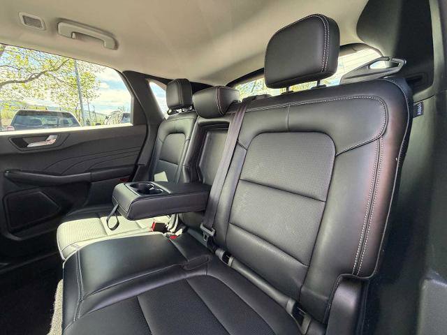 Certified 2025 Ford Escape Platinum AWD/4WD image 24
