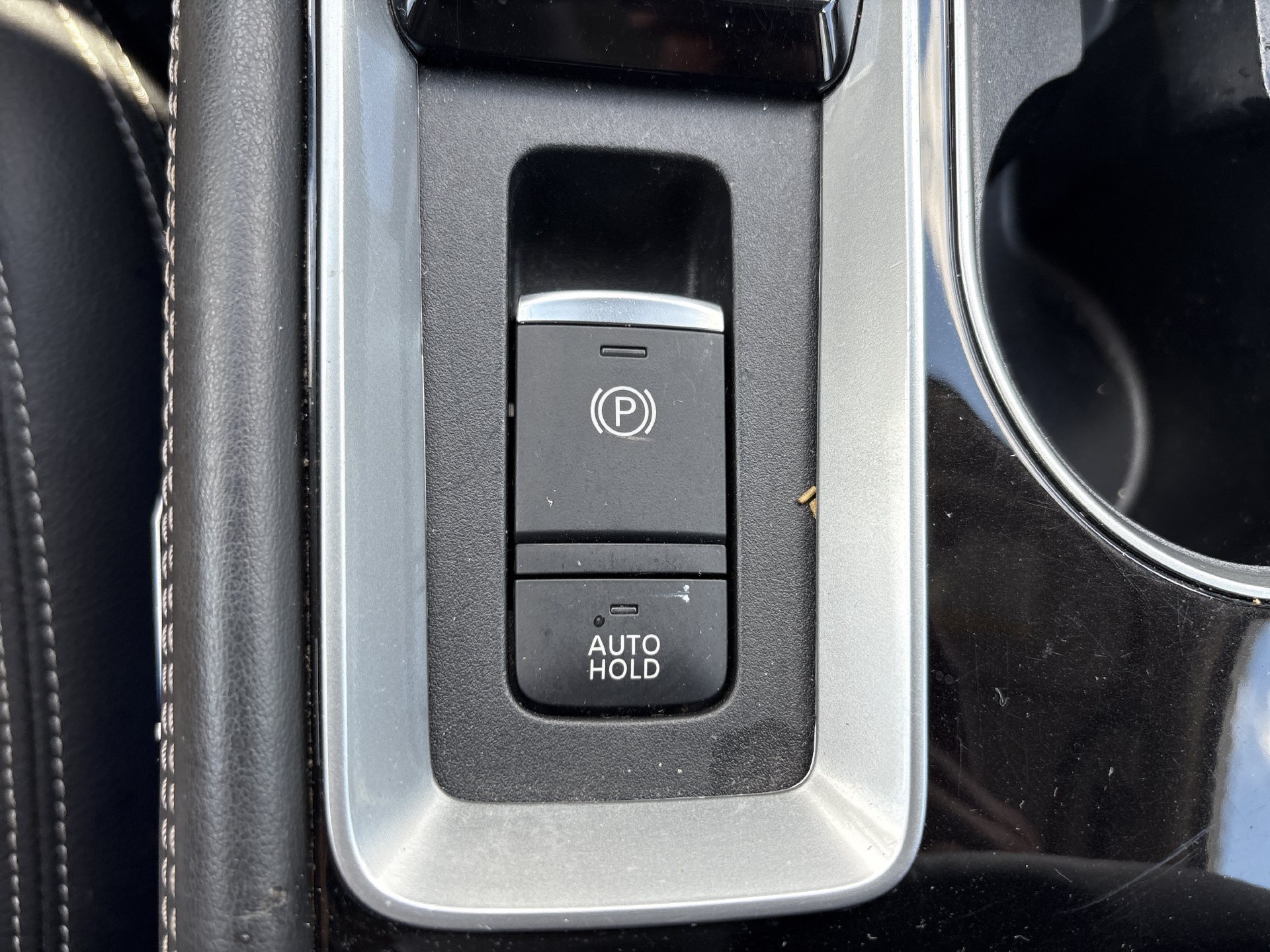 Used 2022 Nissan Altima 2.5 Platinum AWD/4WD image 10