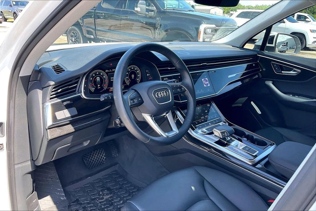 Used 2022 Audi Q7 3.0T Premium AWD/4WD image 14