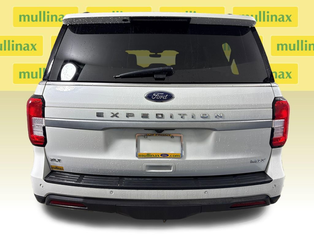 Certified 2024 Ford Expedition Max XLT image 9