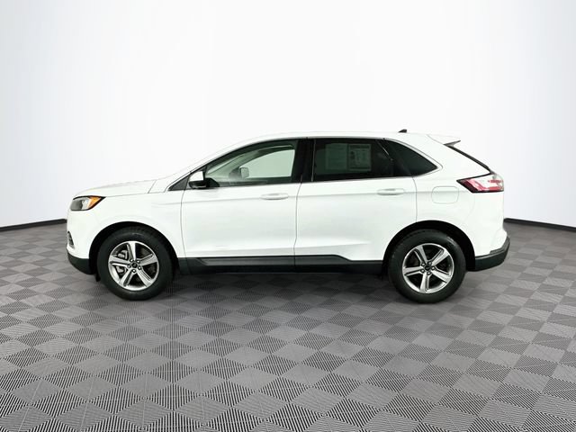 Certified 2024 Ford Edge SEL w/ Convenience Package AWD/4WD image 8