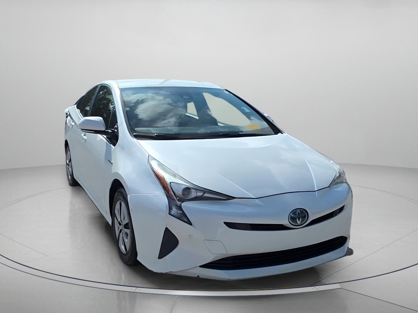Used 2017 Toyota Prius Four image 30