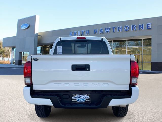 Used 2021 Toyota Tacoma SR image 3