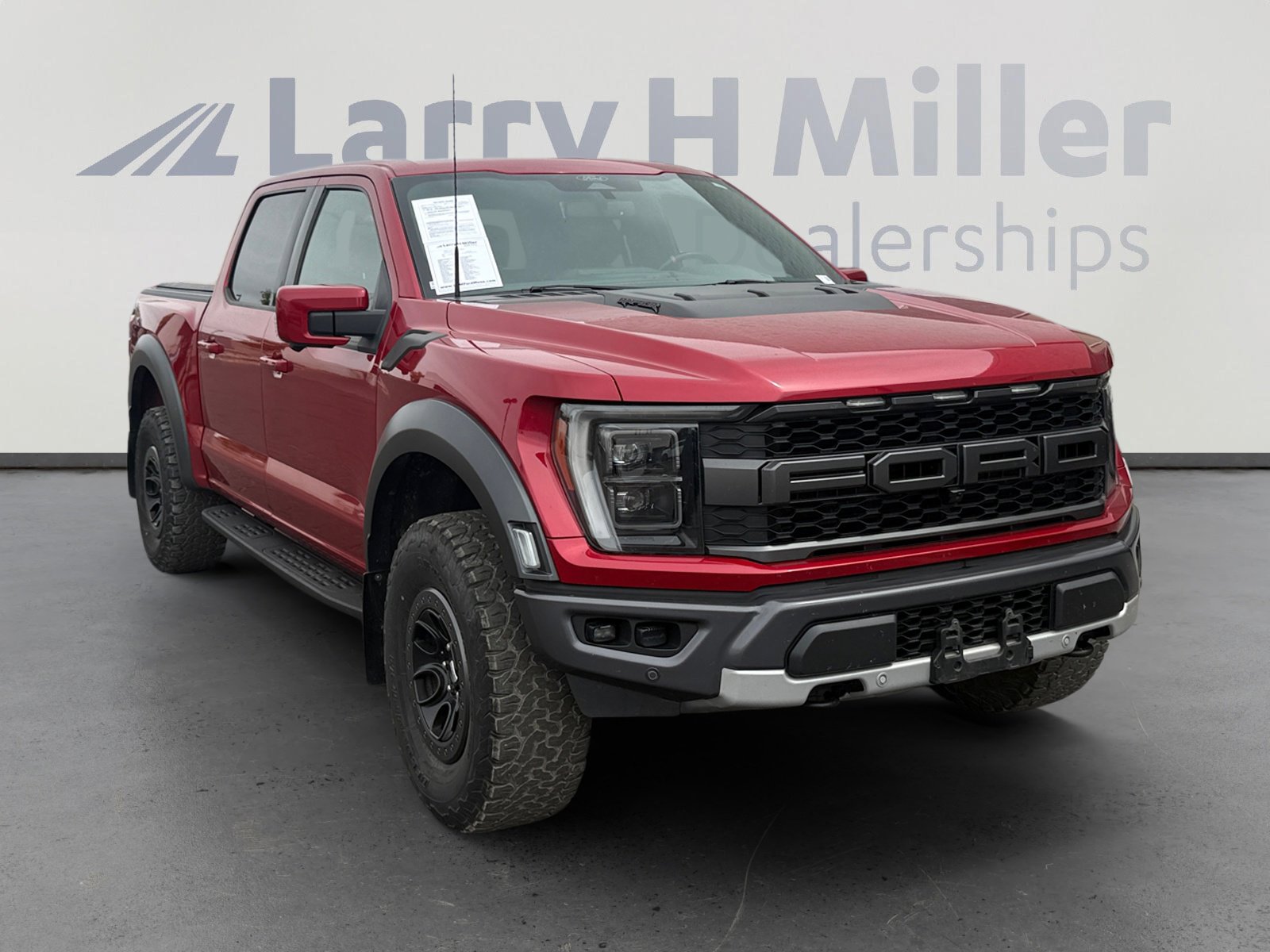 Certified 2022 Ford F150 Raptor w/ Equipment Group 801A High AWD/4WD image 7