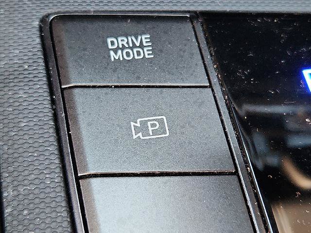 Used 2025 Hyundai Elantra Sport FWD image 24