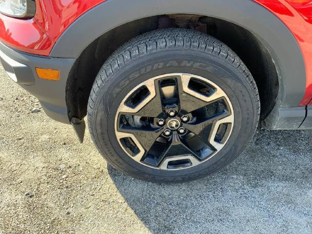 Certified 2023 Ford Bronco Sport Outer Banks w/ Tech Package AWD/4WD image 11