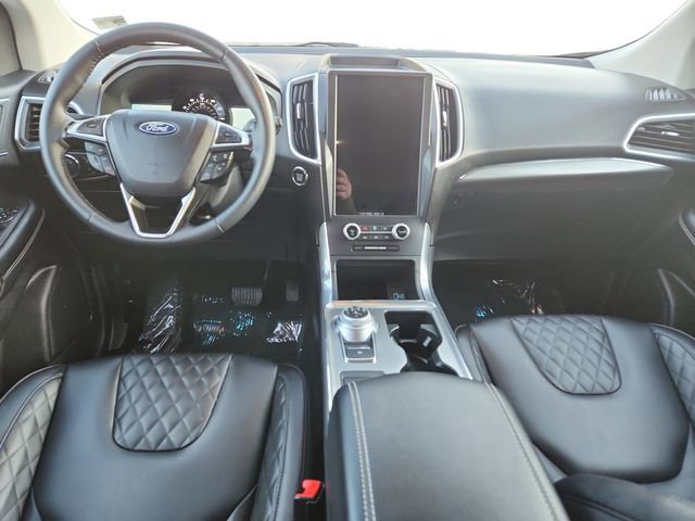Certified 2024 Ford Edge Titanium image 12