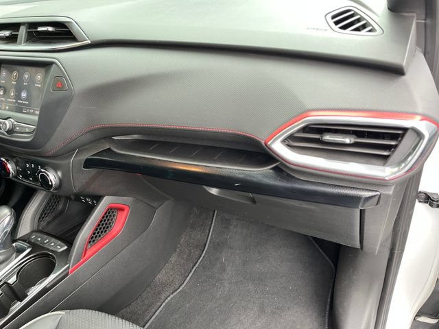 Used 2023 Chevrolet TrailBlazer RS AWD/4WD image 39