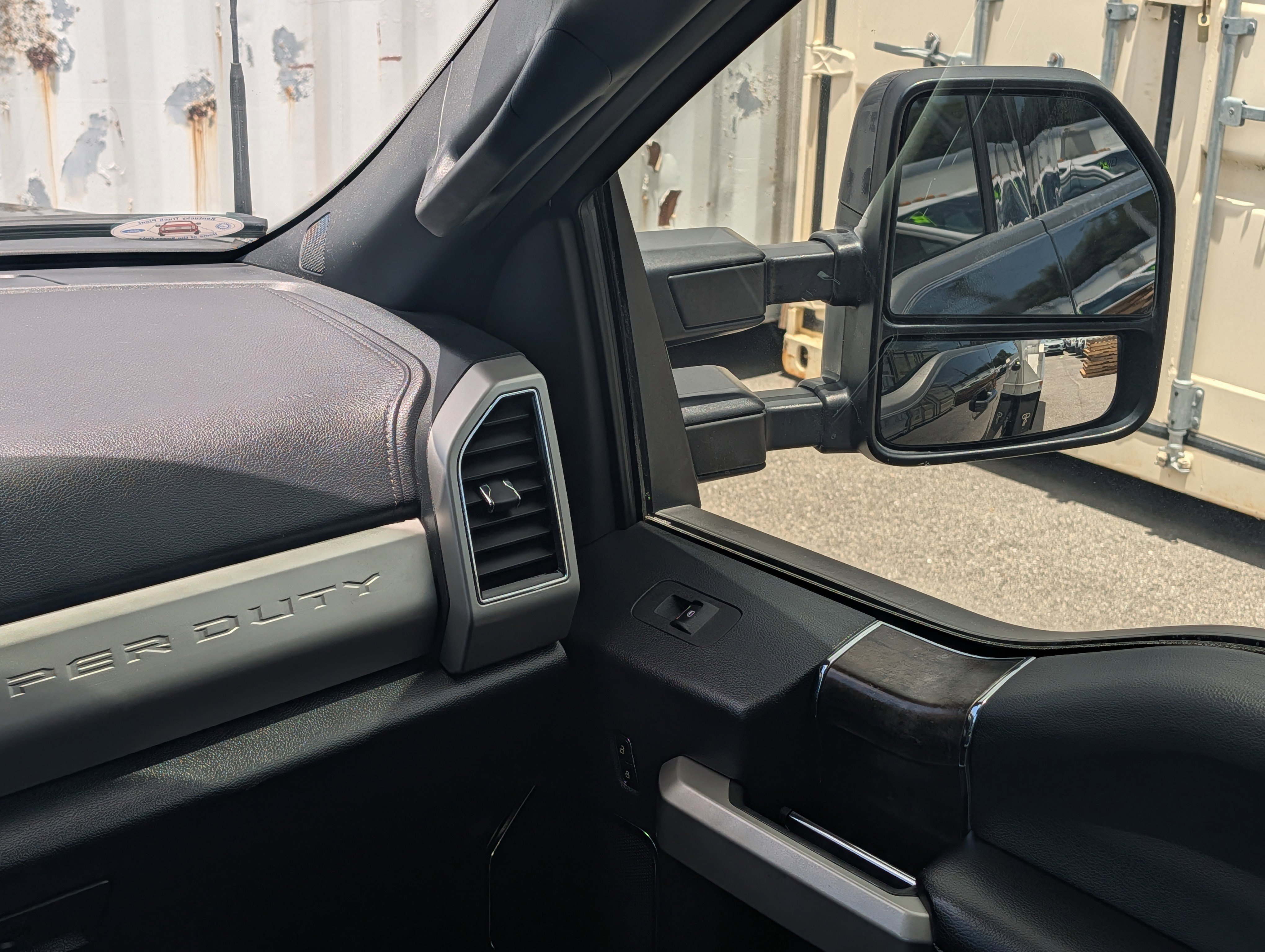 Certified 2022 Ford F450 Lariat w/ Lariat Value Package AWD/4WD image 18