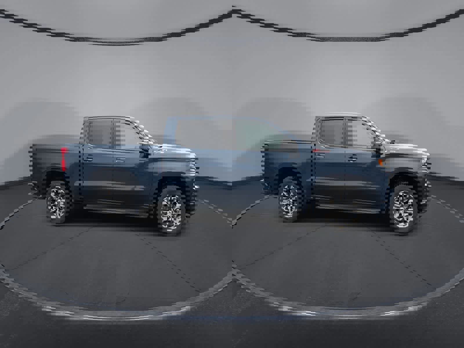 Used 2021 Chevrolet Silverado 1500 RST w/ Convenience Package II image 2