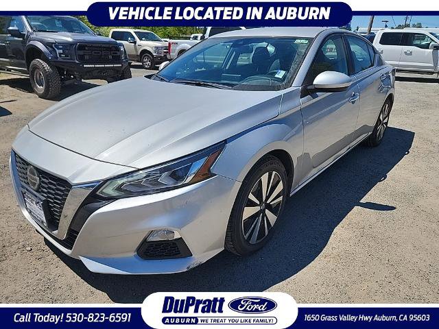 Used 2022 Nissan Altima 2.5 SV image 1