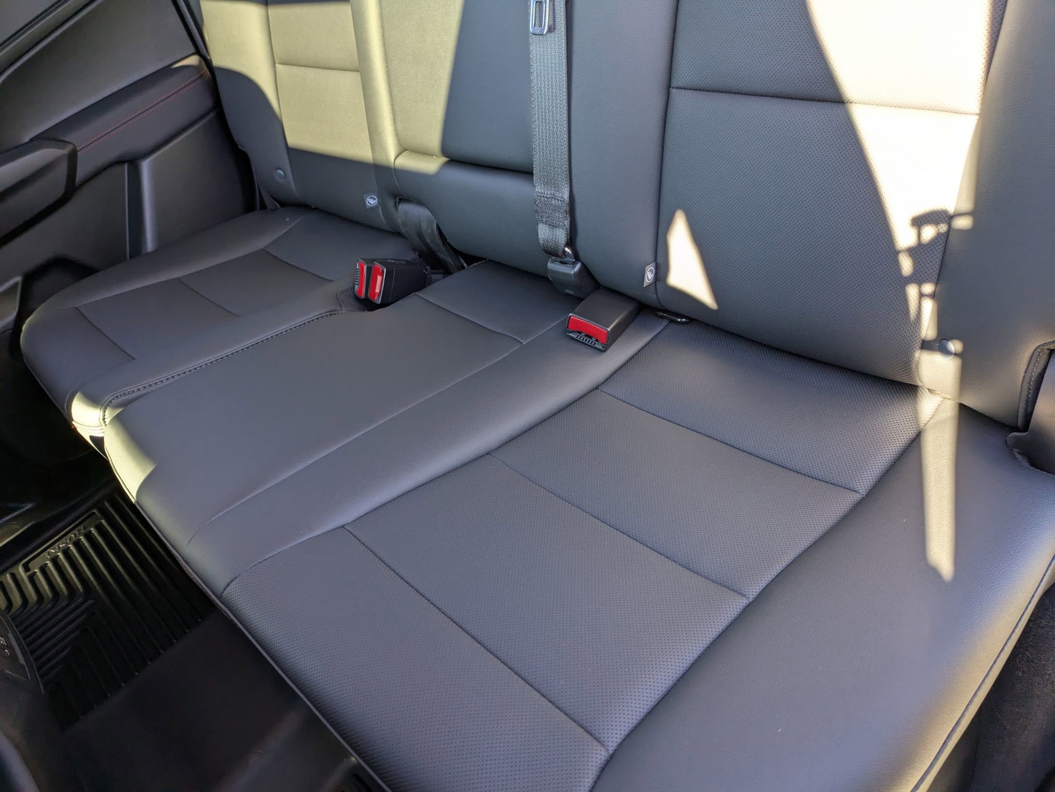 Used 2025 Chevrolet Colorado Z71 w/ Technology Package image 30