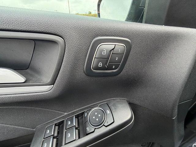 Certified 2025 Ford Escape Platinum AWD/4WD image 22