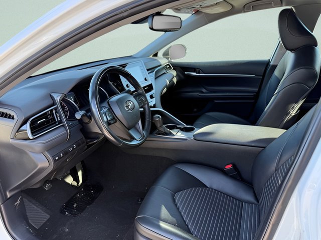 Used 2023 Toyota Camry SE FWD image 4