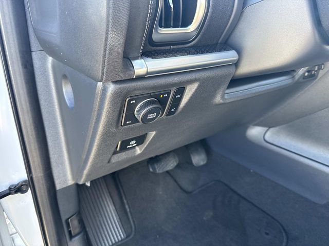 Certified 2025 Ford Expedition Platinum w/ Stealth Performance Package AWD/4WD image 29