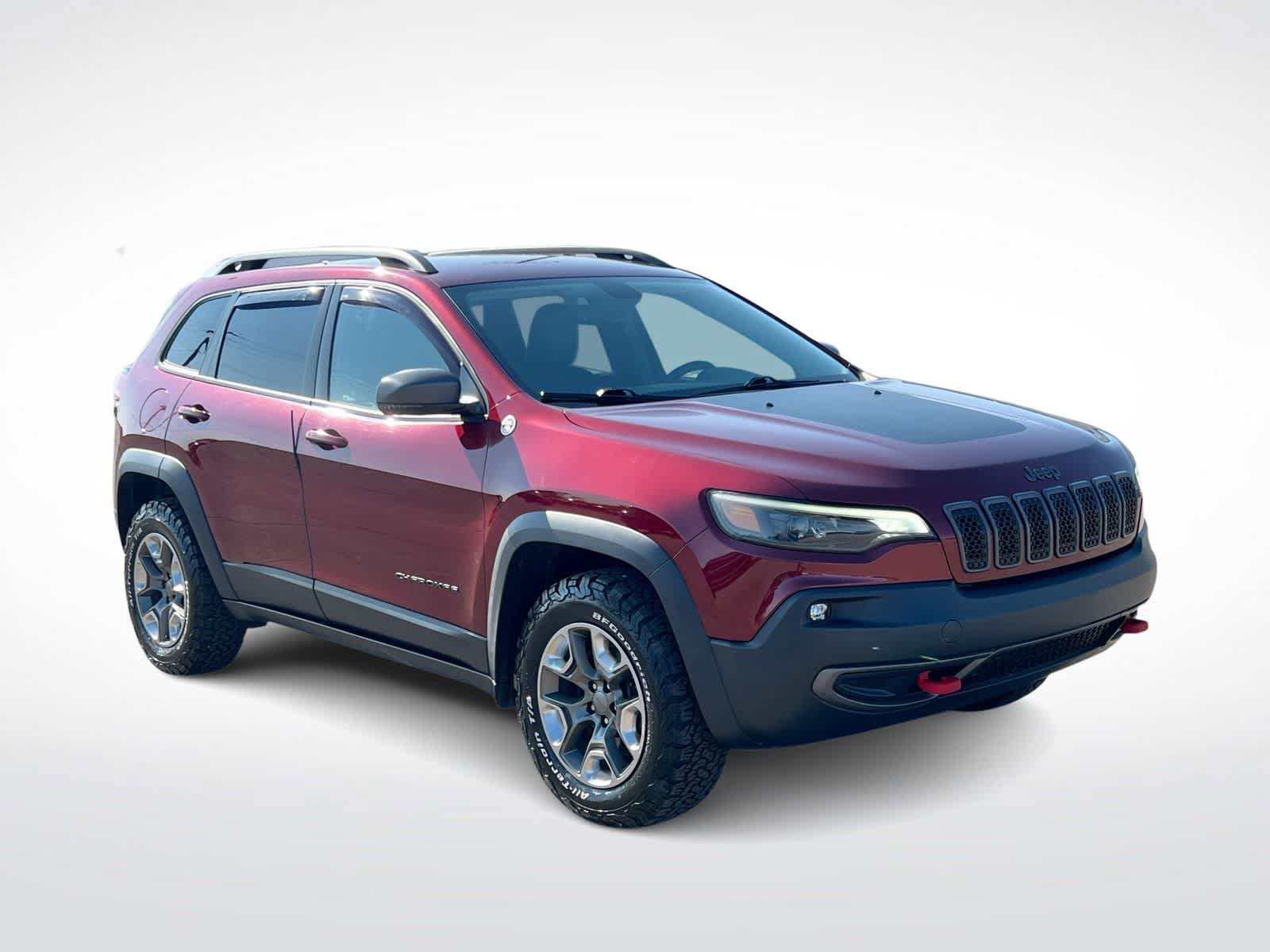 Used 2019 Jeep Cherokee Trailhawk AWD/4WD image 2