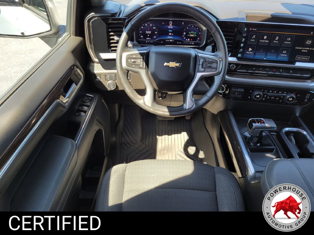 Used 2025 Chevrolet Silverado 1500 LT AWD/4WD image 19