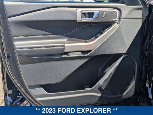 Certified 2023 Ford Explorer XLT w/ Equipment Group 202A RWD image 10