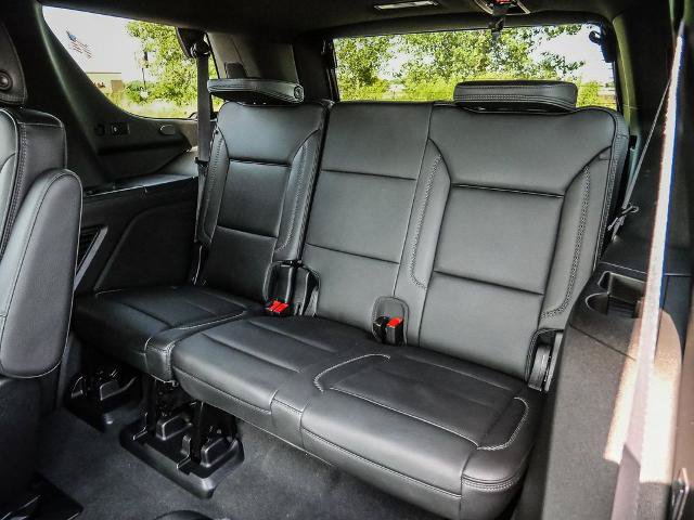 Used 2024 GMC Yukon Denali w/ Advanced Technology Package AWD/4WD image 27