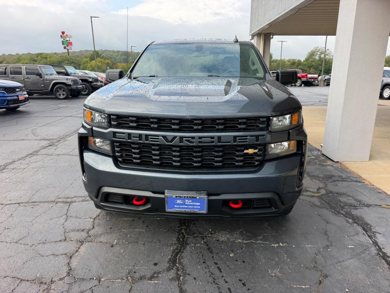 Used 2020 Chevrolet Silverado 1500 Custom w/ Custom Value Package AWD/4WD image 8