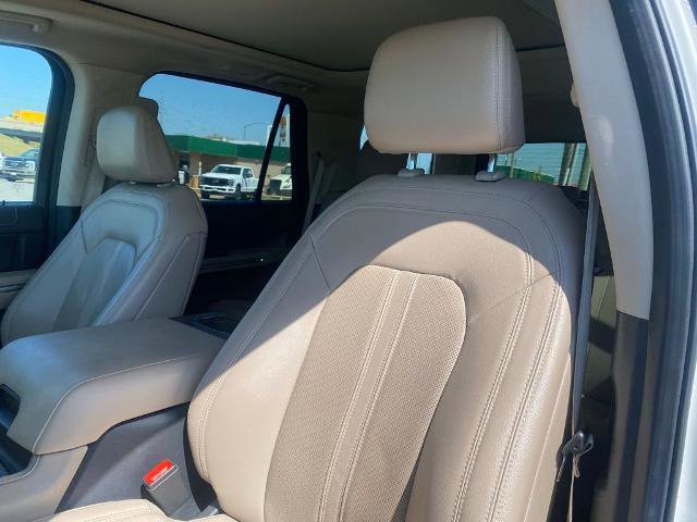 Certified 2022 Ford Expedition Limited image 11