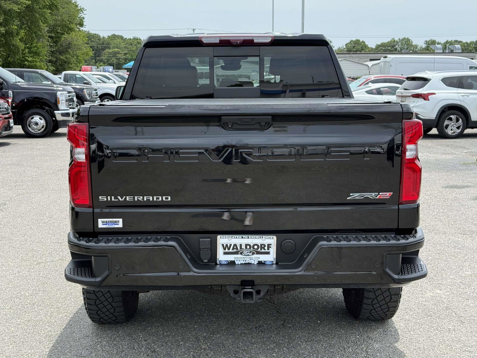 Used 2022 Chevrolet Silverado 1500 ZR2 w/ Technology Package AWD/4WD image 3
