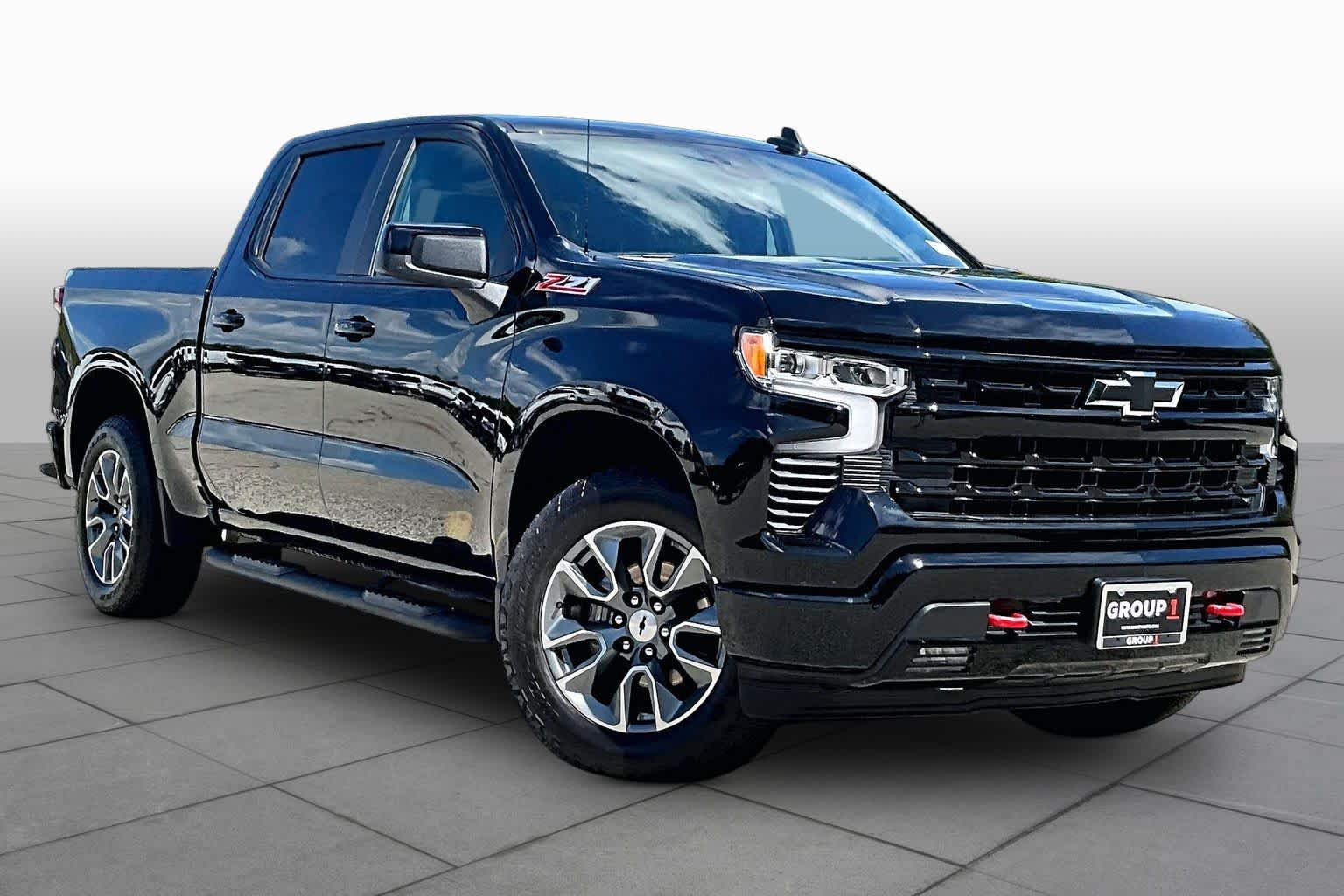 Used 2026 Chevrolet Silverado 1500 RST w/ Z71 Off-Road Package AWD/4WD image 3