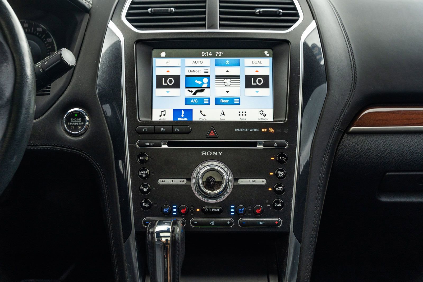 Certified 2018 Ford Explorer Platinum AWD/4WD image 33