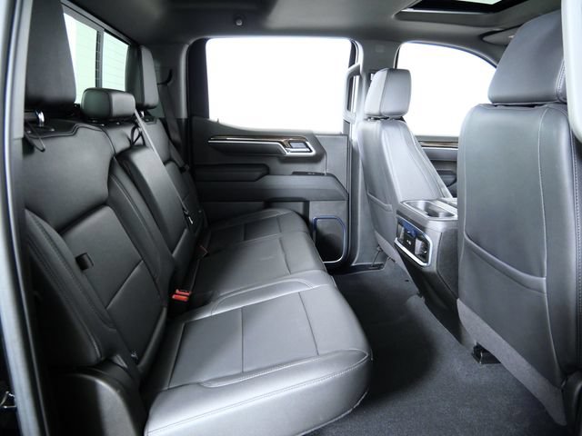 Used 2025 GMC Sierra 1500 Elevation w/ Elevation Premium Package AWD/4WD image 14
