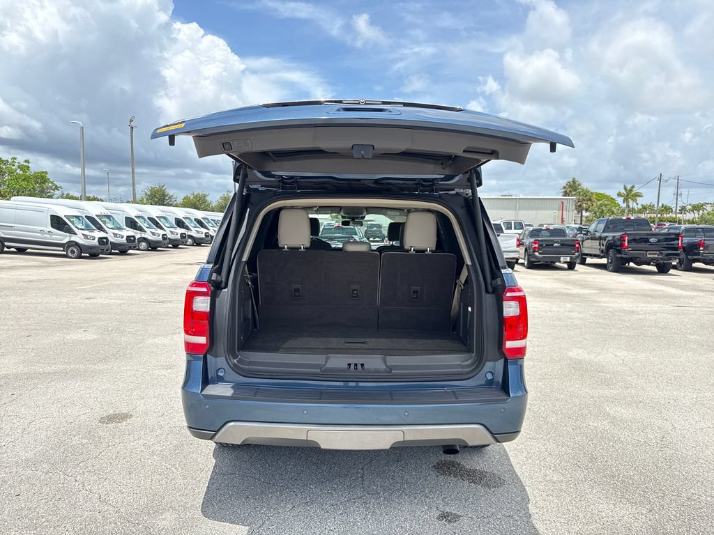 Certified 2020 Ford Expedition XLT w/ Equipment Group 202A RWD image 28