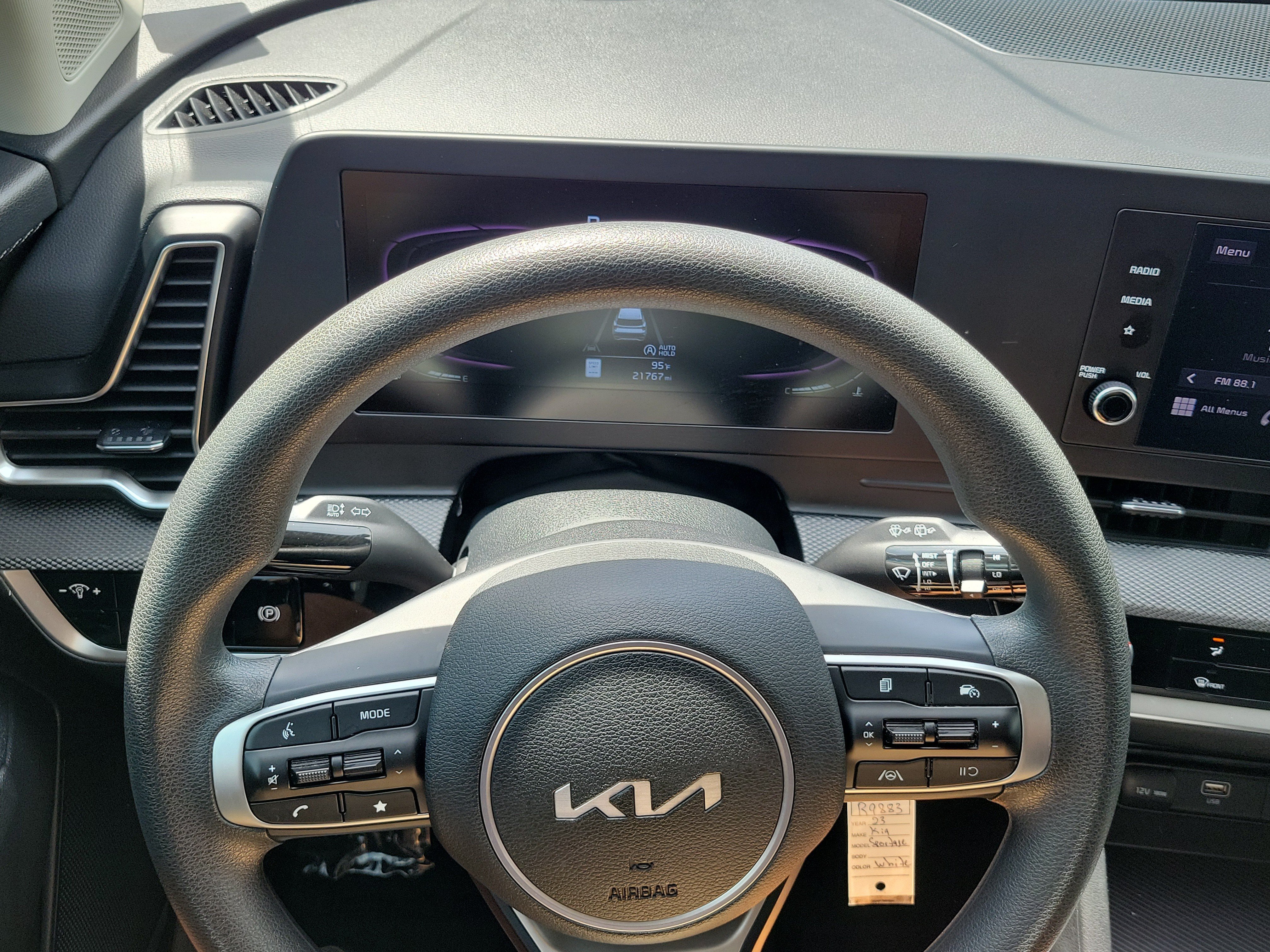 Used 2023 Kia Sportage LX AWD/4WD image 22