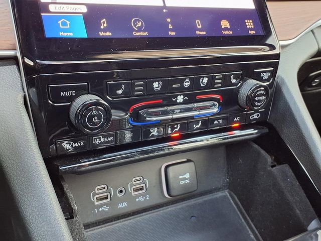 Used 2021 Jeep Grand Cherokee L Summit w/ Advanced Protech Group IV AWD/4WD image 15