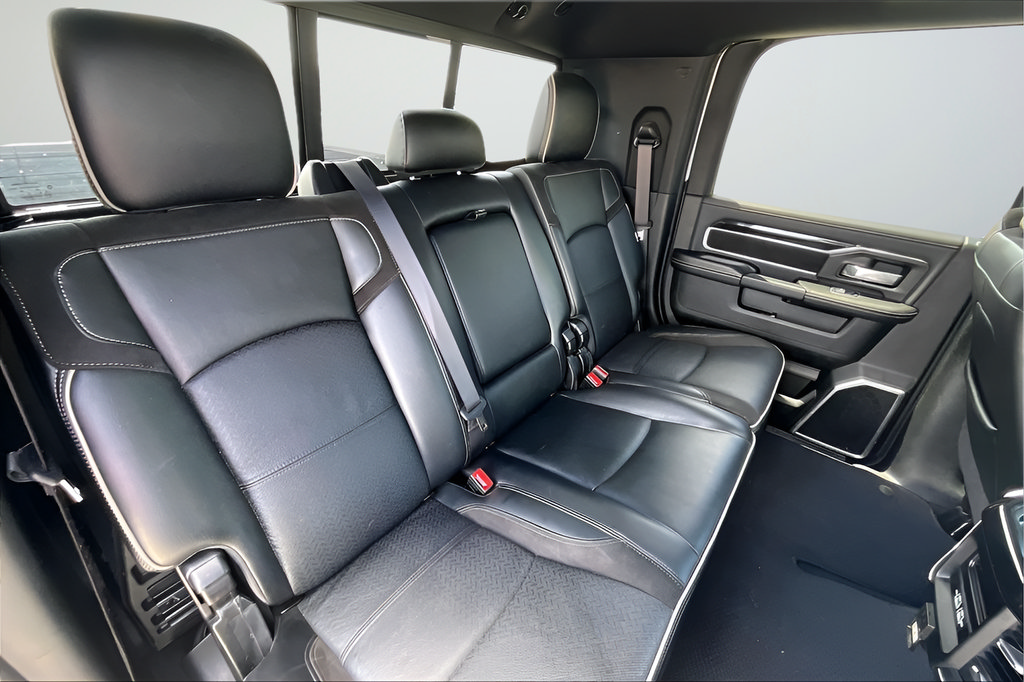 Used 2022 RAM 2500 Laramie w/ Night Edition AWD/4WD image 19