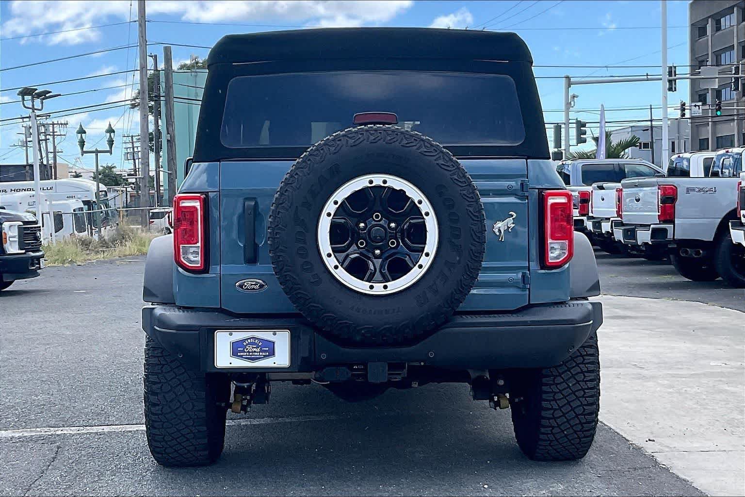 Certified 2023 Ford Bronco Black Diamond w/ Sasquatch Package AWD/4WD image 5