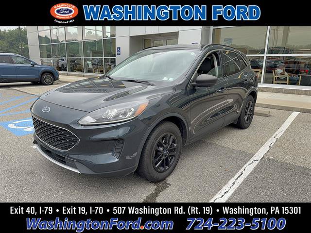 Certified 2022 Ford Escape SE w/ Convenience Package