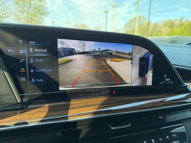 Used 2023 Cadillac Escalade Premium Luxury RWD image 19