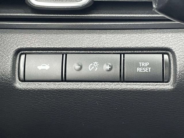 Used 2023 Nissan Altima 2.5 SR FWD image 18