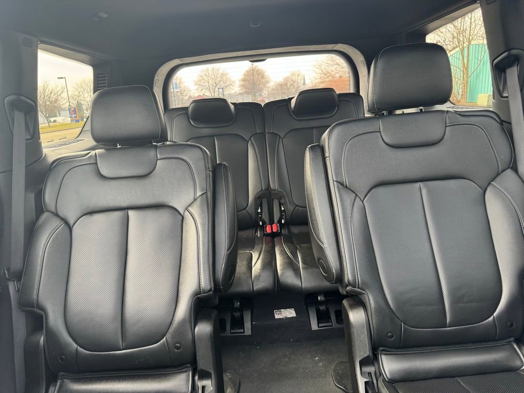 Used 2024 Jeep Grand Cherokee L Limited w/ Luxury Tech Group II image 30