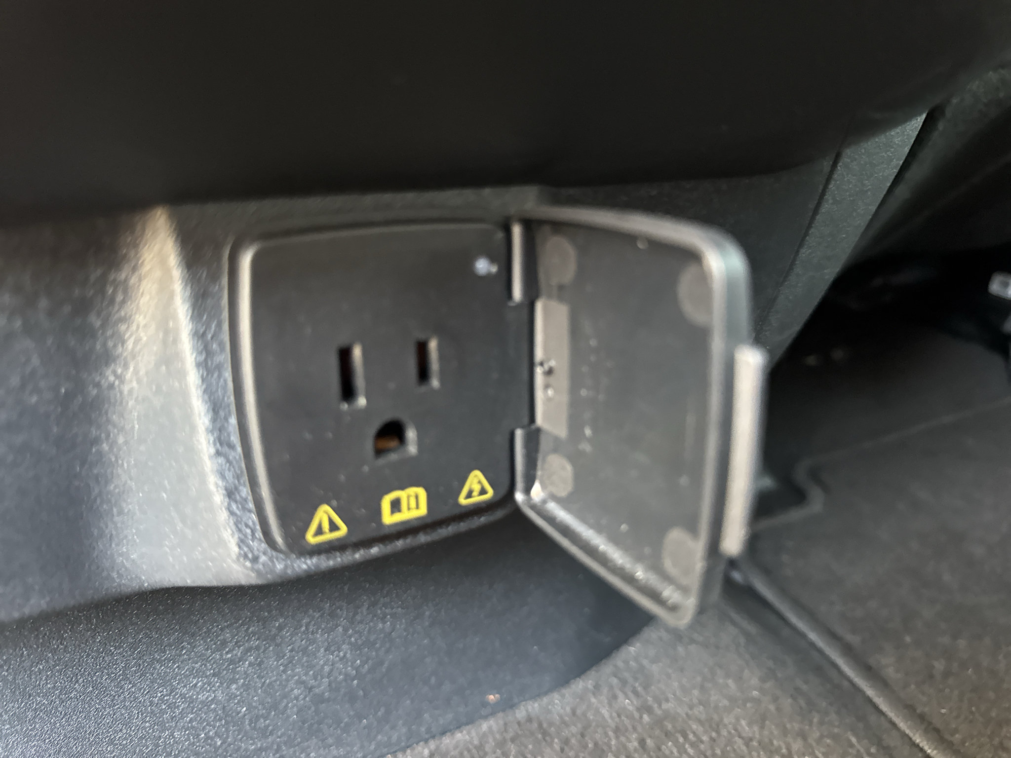 Certified 2025 Ford Expedition Active AWD/4WD image 14