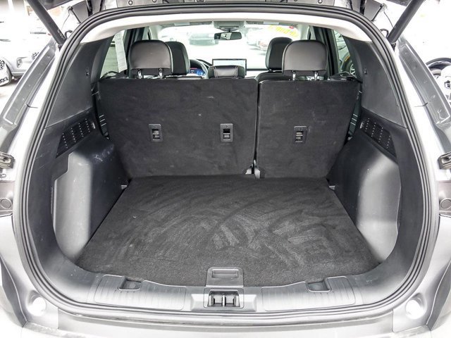 Certified 2025 Ford Escape Platinum AWD/4WD image 27